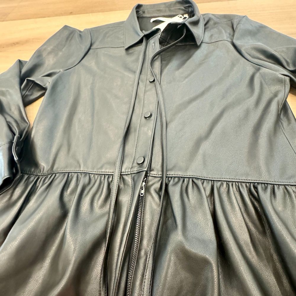 NWT - Rebecca Taylor Black Vegan Leather Romper - Women's 10 - Picture 7 of 8